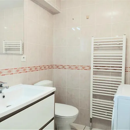 아파트 Calme Avec Jardin, Terrasse, Parking Et Wifi A - Fr-1-555-9