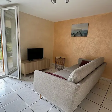 Location Rdc Maison, Jardin Et Terrasse A Aix-les-bains, Proche Thermes Et ! - Fr-1-555-9 *