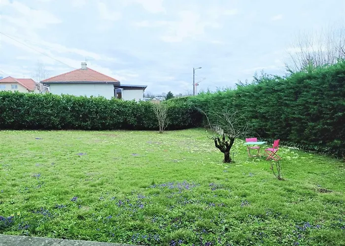 Lägenhet Calme Avec Jardin, Terrasse, Parking Et Wifi A - Fr-1-555-9 *